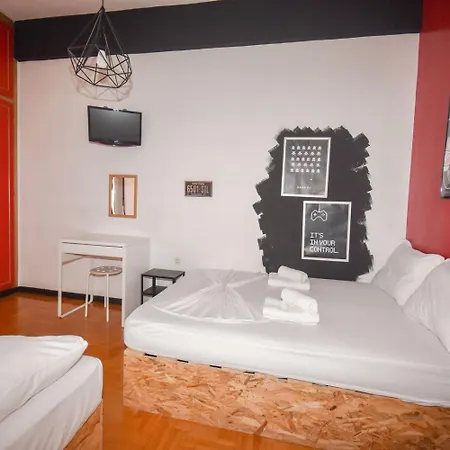 Hotel Athens Golden Trip Pop Art #athens Airport *